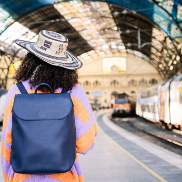 Minimalism: Living With Less for a More Fulfilling&hellip;